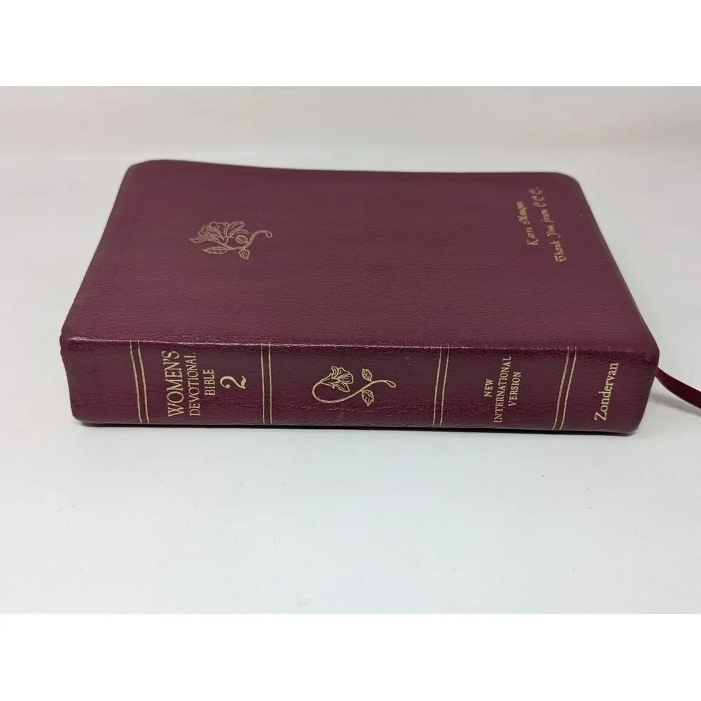 WOMEN'S DEVOTIONAL BIBLE‎ 2 Zondervan 1995 NIV Dark Pink Leather 90s Vintage
